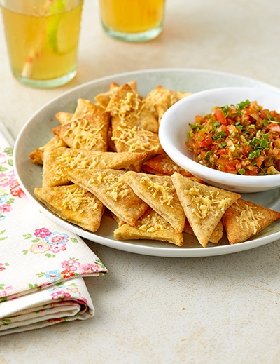 Three cheese & oregano crackers